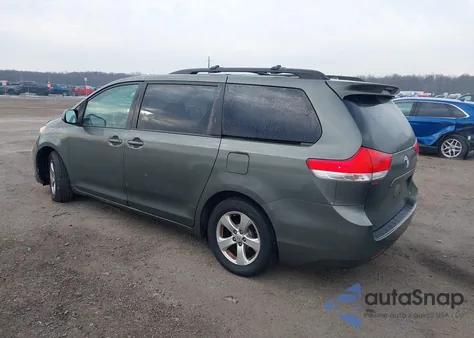 2013 Toyota Sienna Le V6 8 Passenger из США, поврежденный, VIN 5TDKK3DC5DS302721